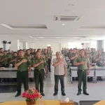 Foto: Plt Kadis DLHK NTB Ir. Ahmadi bersama anggota Polhut DLHK NTB ( Aba Arif Kaba Baru)