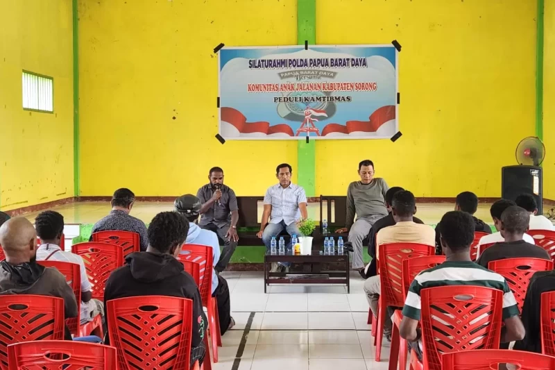 Polda Papua Barat Daya Ajak Komunitas Anak Jalanan Jaga Kamtibmas di Aimas