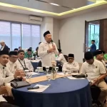 Ketua DPW PKB NTB, Lalu Hadrian Irfani saat beri wejengan dalam syukuran di Mataram