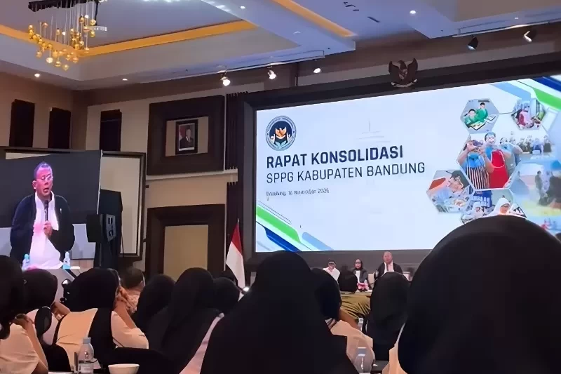 Anggota DPR RI, Cucun Ahmad Syamsurijal saat Rapat Konsolidasi SPPG Kabupaten Bandung (Dok. Tangkapan Layar, Rasyid)