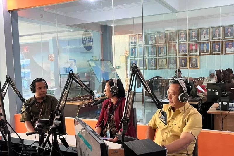 Foto: Sekretaris Deputi Promosi dan Kerja Sama Badan Gizi Nasional RI, Lalu Muhammad Iwan Mahardan dalam sebuah sesi Podcast RRI