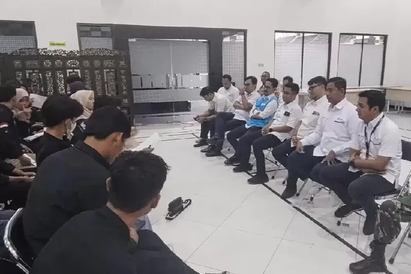 IMG-20251118-WA0013-1312669392_copy_800x600