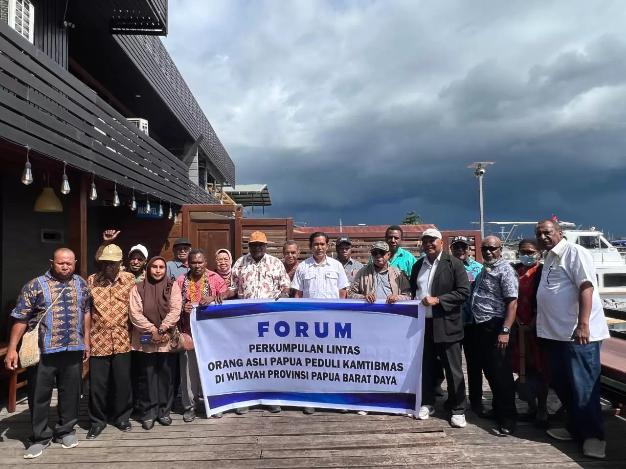 Polda Papua Barat Daya menggelar tatap muka bersama Perkumpulan Lintas Suku Asli Papua . Rabu (5:11:2025).