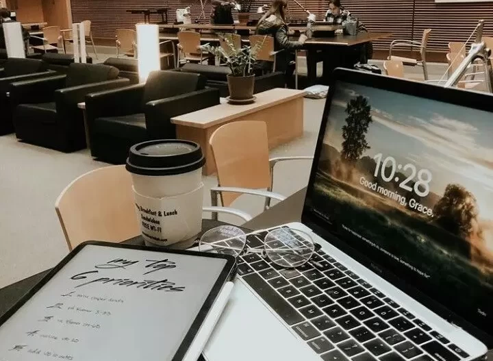 3e05432b-6912-426c-9fd3-52d750f8e594-62a187082098ab346d4283b2