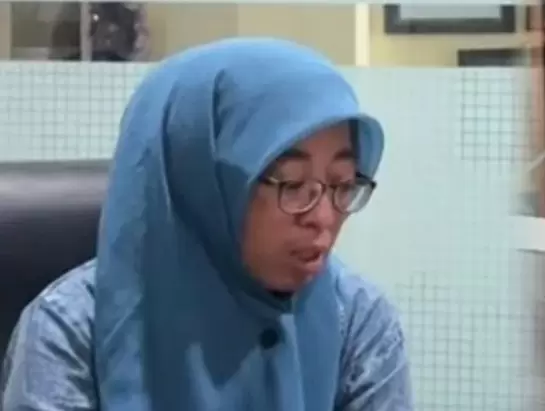 Nur Aini, Guru ASN di Pasuruan yang dipecat