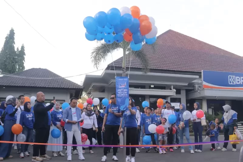 Perayaan HUT ke-130 BRI di Kantor BRI Cabang Praya