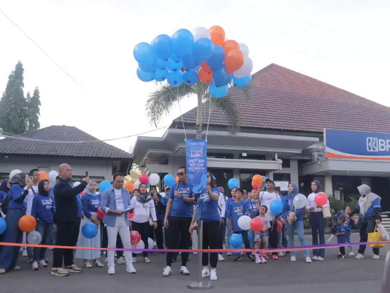 Perayaan HUT ke-130 BRI di Kantor BRI Cabang Praya