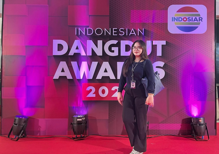 Program MBKM FSRD FTV ISI Surakarta Wujudkan Pembelajaran Nyata melalui Keterlibatan Langsung di Indonesia Dangdut Awards 2025