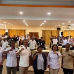 Foto Bersama dalam kegiatan Pelatihan Dasar Sosial Politik dan Ekonomi Kreatif