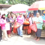 HUT ke-18 FJPI, Forum Jurnalis Perempuan Papua Barat Daya Berbagi Sembako