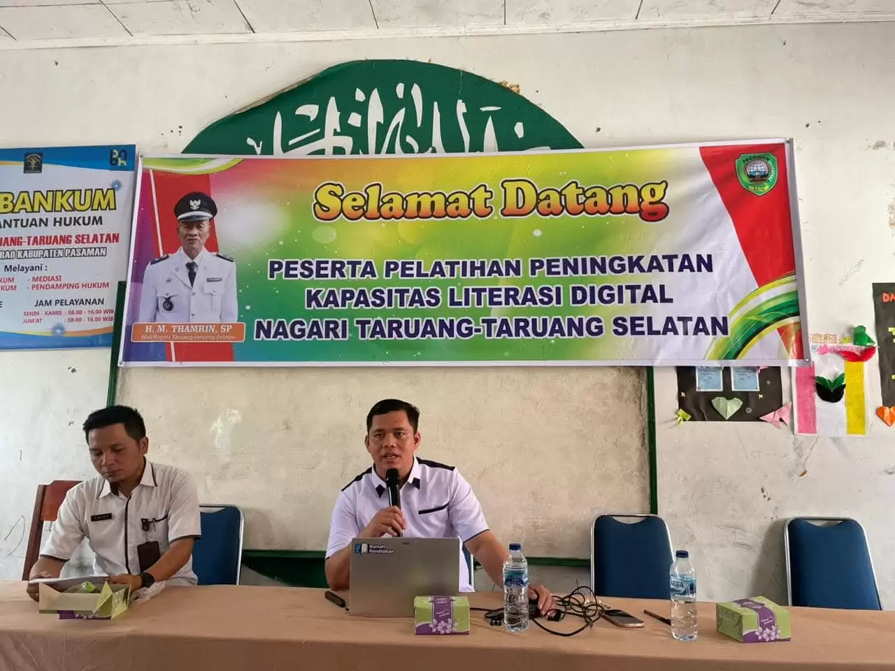 Pelatihan Peningkatan Kapasitas Literasi Digital Nagari Taruang-Taruang Selatan bersama Muttaqin Kholis Ali