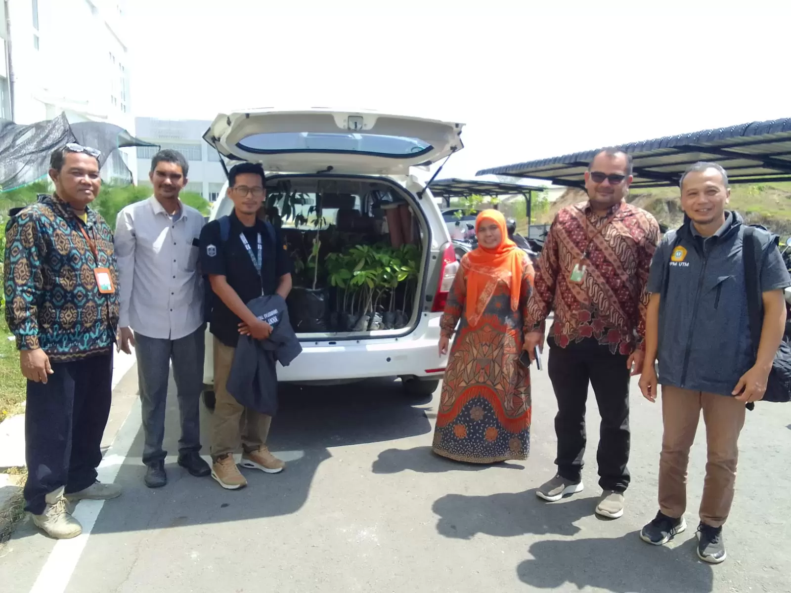 c0fa276d-6afa-4a6c-b37e-994dc4401861