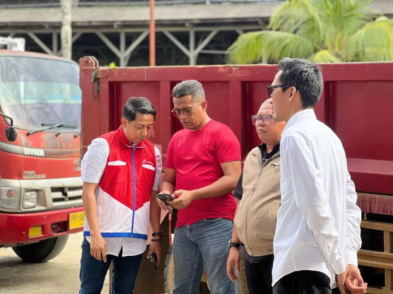 Pertamina Patra Niaga dan Aparat Tertibkan BBM Subsidi di Sorong
