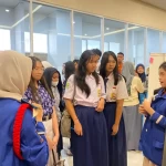 Suasana Penerimaan Siswa Baru (PSB) Hari Perdana SMA Labschool Ciracas