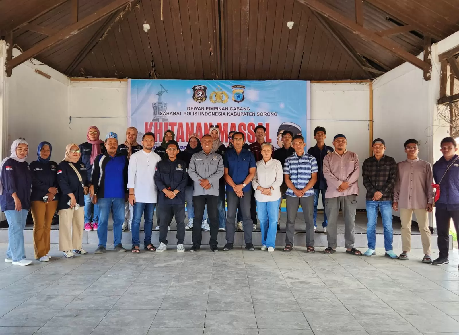 Polda Papua Barat Daya Gelar Khitanan Massal Gratis di Aimas