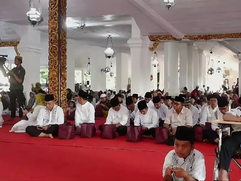 Screenshot_20260215-132950_YouTube_copy_800x600