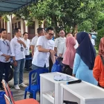 Pemberian Paket Sembako dalam Acara Ramadan Berbagi BRI