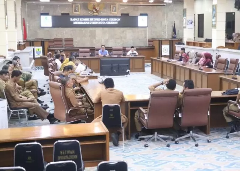 dprd kota cirebon (2)