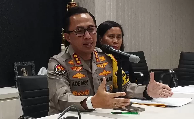 Kabid Humas Polda Metro Jaya, Kombes Pol Ade Ary Syam Indradi saat memberikan keterangan pers. (Foto: Dok. Istimewa)