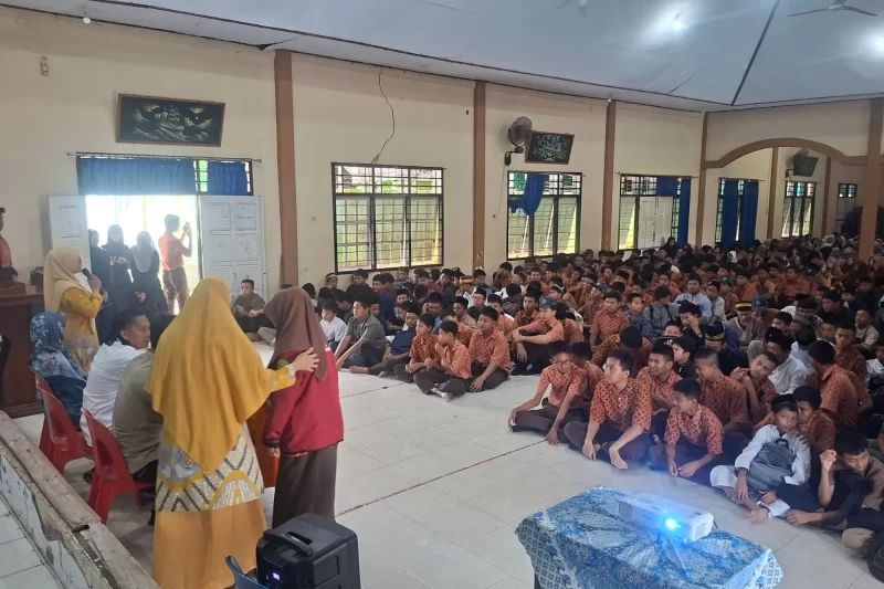 Satgaswil Papua Barat Sosialisasi Pencegahan Radikalisme pada Pesantren Kilat di Sorong