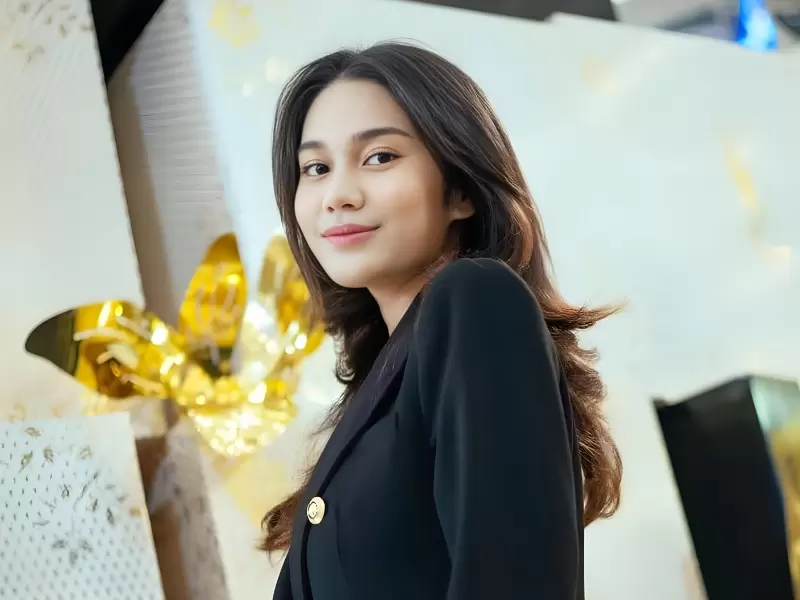 Azizah Salsha (Foto: Instagram/azizahsalsha_)