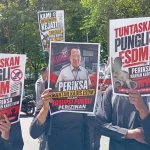 KCB Jatim menggelar aksi massa di depan Kantor Kejati Jatim (Dok. Istimewa)