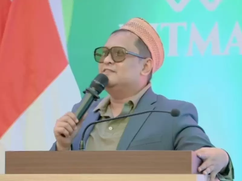 Haji Her, CEO PT Bawang Mas Grup saat menghadiri acara di Pamekasan (Dok: Media Jatim)