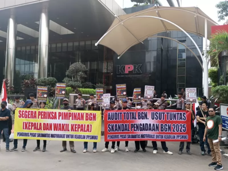 Solidaritas Masyarakat untuk Keadilan (SMUK) menggelar aksi demonstrasi di depan gedung KPK (Dok. istimewa)