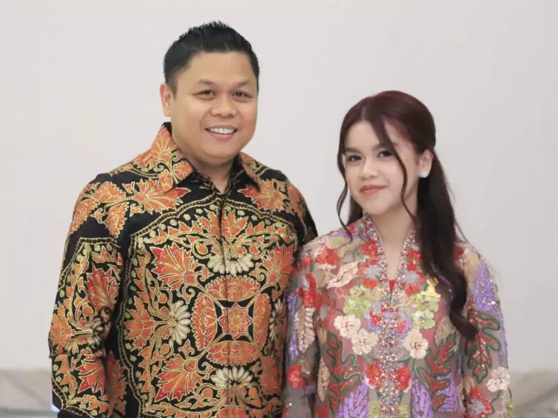 Yasika Aulia Bersama Bapaknya (Yasir Machmud, Wakil Ketua DPRD Sulsel) (Dok. Istimewa)