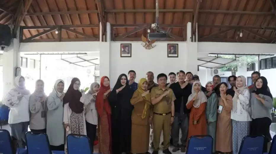 Pendampingan digitalisasi dan legalisasi usaha bagi pelaku UMKM di Kecamatan Gedebage