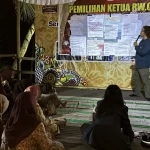 Pemaparan Materi oleh Josh