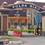 72946434389-polda_riau