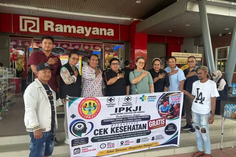 Perawat Kesehatan Jiwa Gelar Cek Kesehatan Gratis bagi Warga Kota Sorong