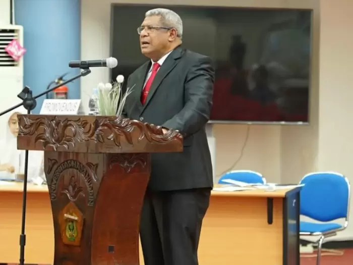 Kepala Bappeda Litbang Tambrauw Mousche Woria meraih doktor cum laude di Unhas