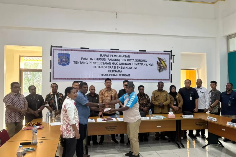 Pansus DPR Kota Sorong Tuntaskan Pembayaran JKM Tujuh Eks Buruh