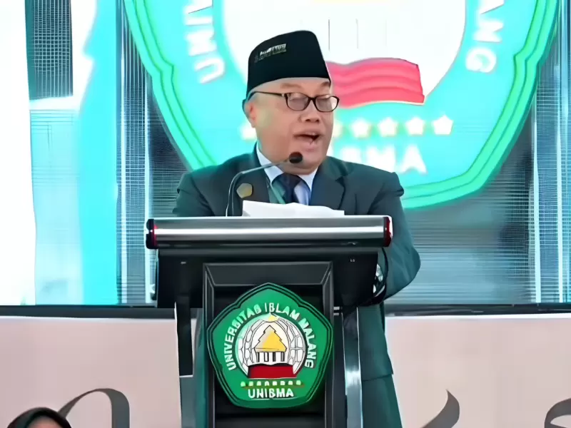 Rektor Universitas Islam Malang (UNISMA), Prof. Drs. H. Junaidi, M.Pd., Ph.D.
