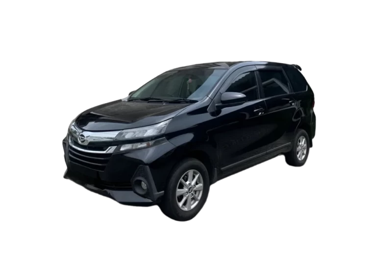 Xenia R 2021 Hitam